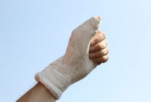 Broken thumb injuries compensation guide